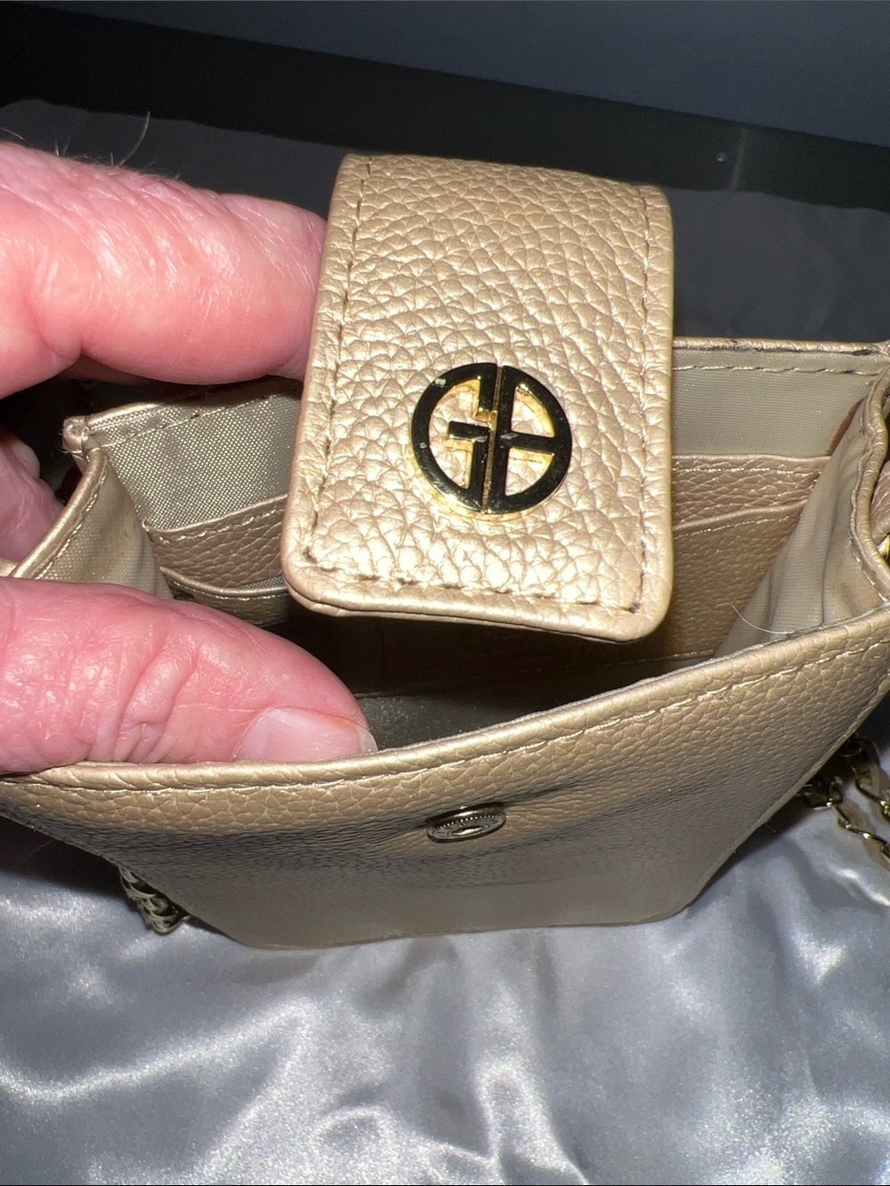 Gaini Bernini cross body phone bag good use condition - Picture 7 of 8